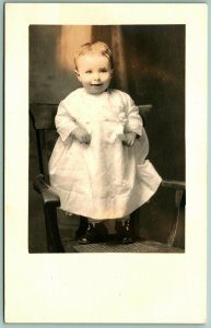 RPPC Adorable Baby In White Standing in Sunbeam UNP 1904-18 AZO Postcard H5