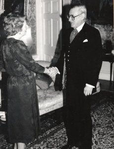 Spike Milligan Historic Meeting With Margaret Thatcher Prime Minster Press Photo