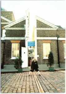 VINTAGE POSTCARD CONTINENTAL SIZE THE GREENWICH MERIDIAN LINE TIME ZONE ZERO