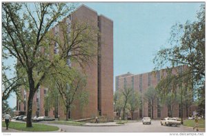 Reinow Residence Hall , University of Iowa , IOWA CITY  , 50-60s