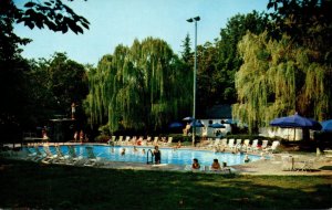 Virginia Williamsburg Inn Swimming Pool