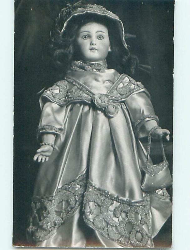 Old rppc ANTIQUE DOLL WEARING A HAT r6554