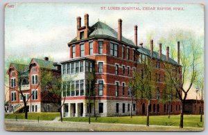 Cedar Rapids Iowa~St Lukes Hospital Street View~Bosselman Vintage Postcard