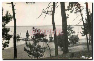 Postcard Modern Surroundings of Carcans Maubuisson Gironde La Jetee to the Foret