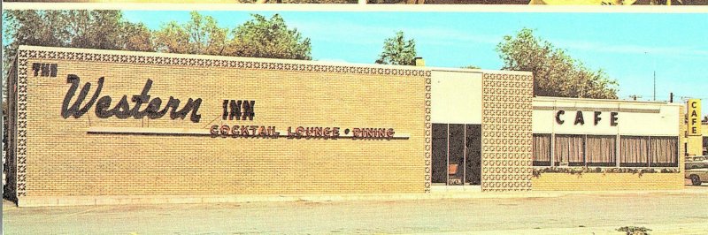 1976 Western Inn Restaurant & Lounge Chamberlain SD Postcard Standard View Card 