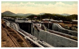 Panama Canal , Bird's eye view of Miraflores Locks