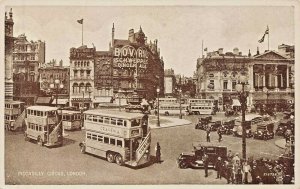 LONDON ENGLAND~PICCADILLY CIRCUS-DOUBLE DECKER-SCHWEPPES SIGN ~POSTCARD