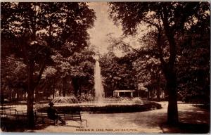 Man on Bench at Fountain in Cass Park, Detroit Michigan Vintage Postcard Y13