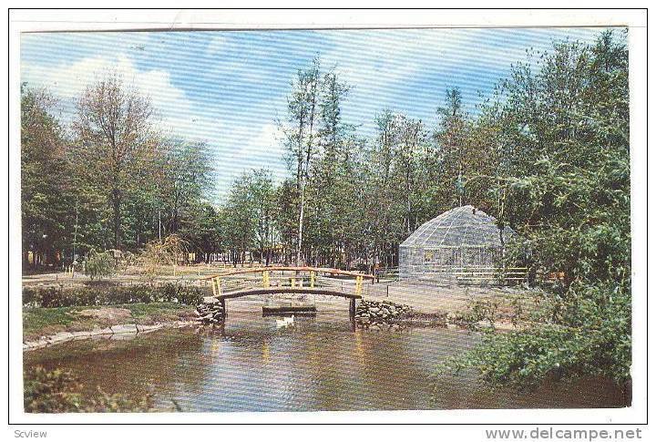 Granby Zoological Garden, Granby, Canada, PU-1967