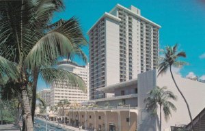 WAIKIKI, Oahu, Hawaii, 40-60s; Waikiki Beachcomber