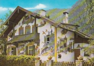 Germany Oberammergau Rotkaeppchen Haus mit Freskomalerai