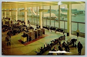 Chicago  O'hare International Airport   Postcard