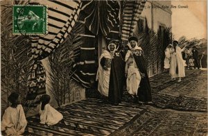 CPA AK Grand Chefs Arabes chez le Bach-Agha Ben Ganah ALGERIA (787079)