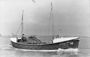 R.N.L.Guide of Dunkip Motor Boat & Yachts Real Photo 1947 