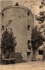 CPA Fontenay aux Roses La vieille Tour du Moulin de la Galette (1314367)