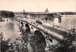 BR26609 vue plongeante sur le pont neuf Toulouse France