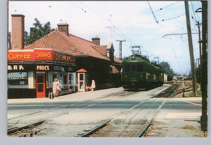 L&PS Railway Talbot Street Station, Paul's Food Bar, St Thomas Ontario Postcard