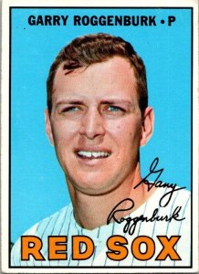 1967 Topps Baseball Card Garry Roggenburk Boston Red Sox sk1811