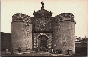Spain Toledo Puerta de Bisagra Vintage Postcard C102