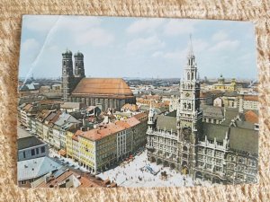 CATHEDRAL AND CITY HALL,MUNICH,GERMANY.VTG POSTCARD*P68 