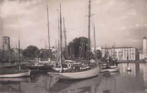 BF27380 la rochelle vieux bassin ship   france  front/back image