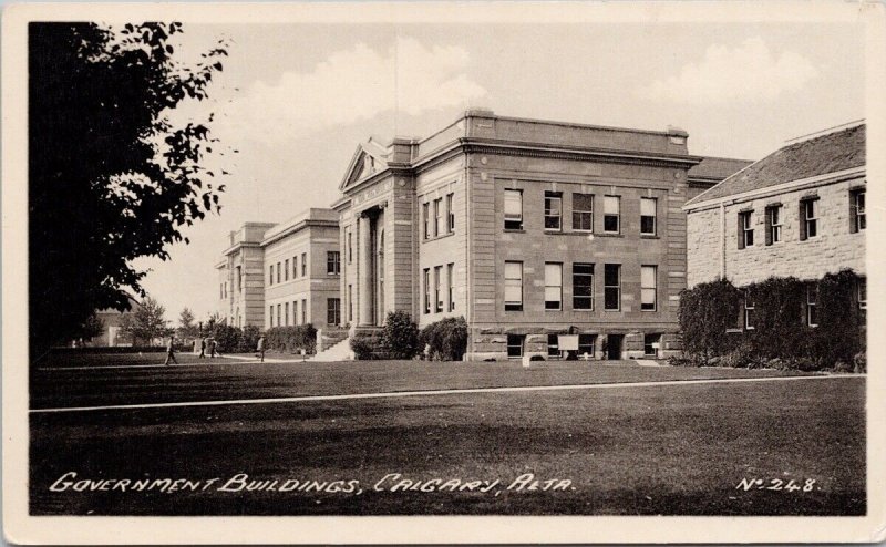 Calgary Alberta Government Buildings Unused #248 BC Printing Litho Postcard H42