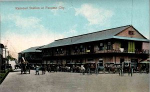 Panama City, Panama - Horse and buggies lined up at the Railroad Station - c1908