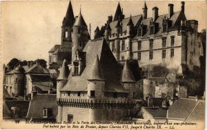 CPA LOCHES - Le Chateau Royal et la Porte des Cordeliers (Monument hist (299040)