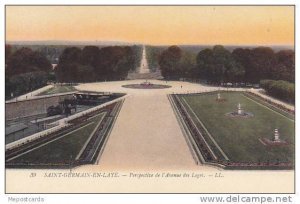 SAINT-GERMAIN-EN-LAYE, Perspective de l'Avenue des Loges, Ile-de-France, Fran...