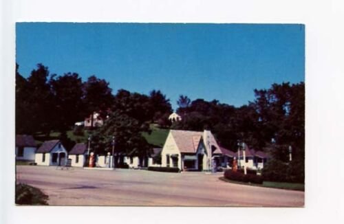 Hannibal MO Miller's Court & Service Station Postcard 