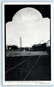 HAMLET, North Carolina NC ~ Railroad S.A.L. ROUNDHOUSE ca 1940s Train Postcard