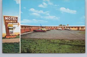 Knowles Motel, Moose Jaw, Saskatchewan, Vintage Chrome Split View  Postcard