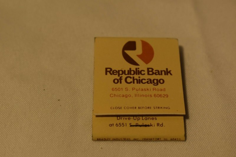 Republic Bank of Chicago Illinois 20 Strike Matchbook