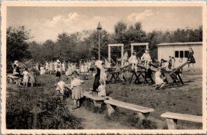 Belgium Ravels Vrouw van de Kempen School voor Zwakke Meisjes Postcard C137