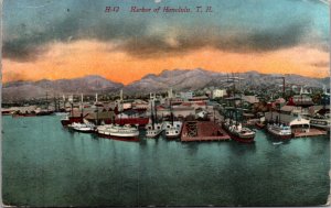 Postcard Harbor of Honolulu, Hawaii