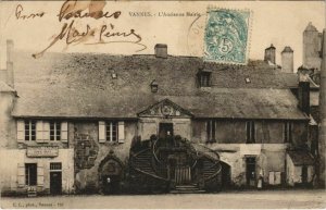 CPA VANNES-L'Ancienne Mairie (27419)