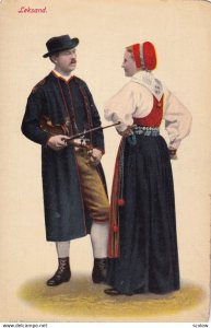 SWEDEN , 00-10s ;Couple ; Leksand ; man holds violin