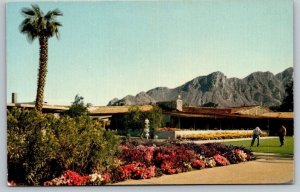 Thunderbird Golf Country Club - Golf Course  Palm Springs, California - Postcard