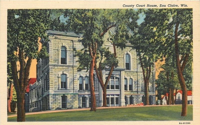 Eau Claire Wisconsin~Stone Construction~County Court House~1940s Postcard 