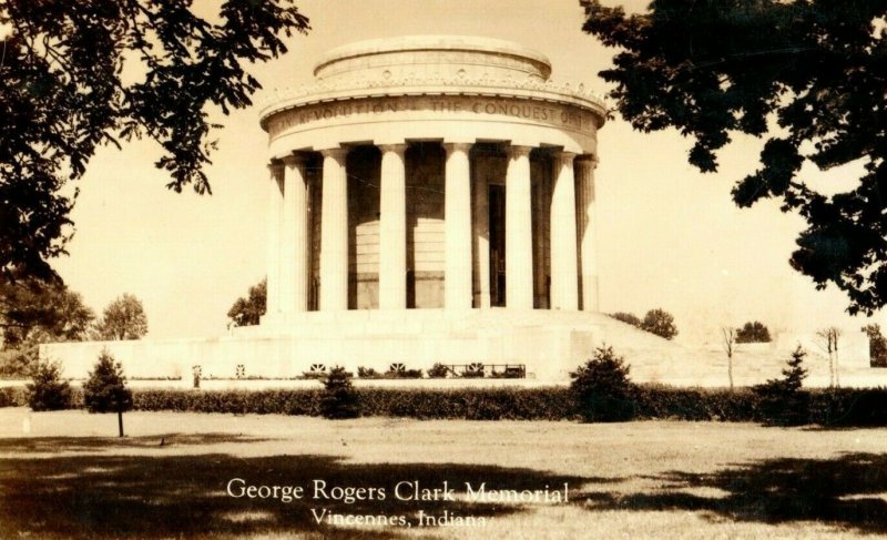 Vintage RPPC Post Card George Rogers Clark Memorial Vincennes, Indiana P19 