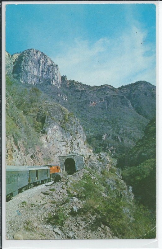 National Railroad of Mexico Passenger Train, Near Chihuahua, Mexico Postcard