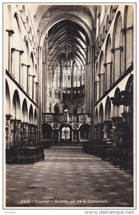 RP; Tournai, Grande nef de la Cathedrale, Waloon, Belgium, 10-20s