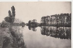 BF27378 la roche posay ravissant paysage sur la creuse  france  front/back image