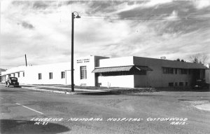 Auto Lawrence Memorial Hospital 1940s Photo Postcard Cottonwood Arizona 21-3092