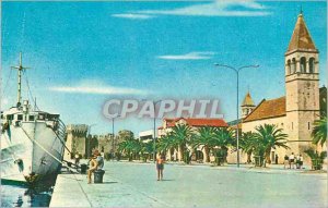 Postcard Modern Trogir Ugost Pred Buduenoste Boat