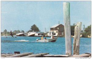 Fishing Boats & Pleasure craft , DUNNVILLE , Ontario , Canada , 50-60s