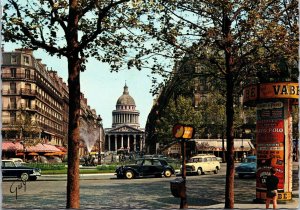 CONTINENTAL SIZE POSTCARD PARIS ET SES MERVEILLES STREET SCENE 1960s FRANCE