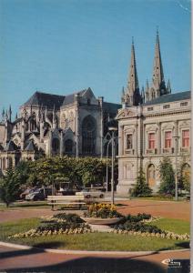 BF25401 cholet m et l square et eglise notre dame  france front/back image