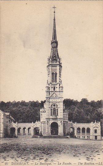 France Domremy La Basilique La Facade