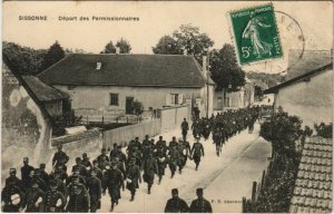 CPA Sissonne Depart des Permissionnaires FRANCE (1051987)